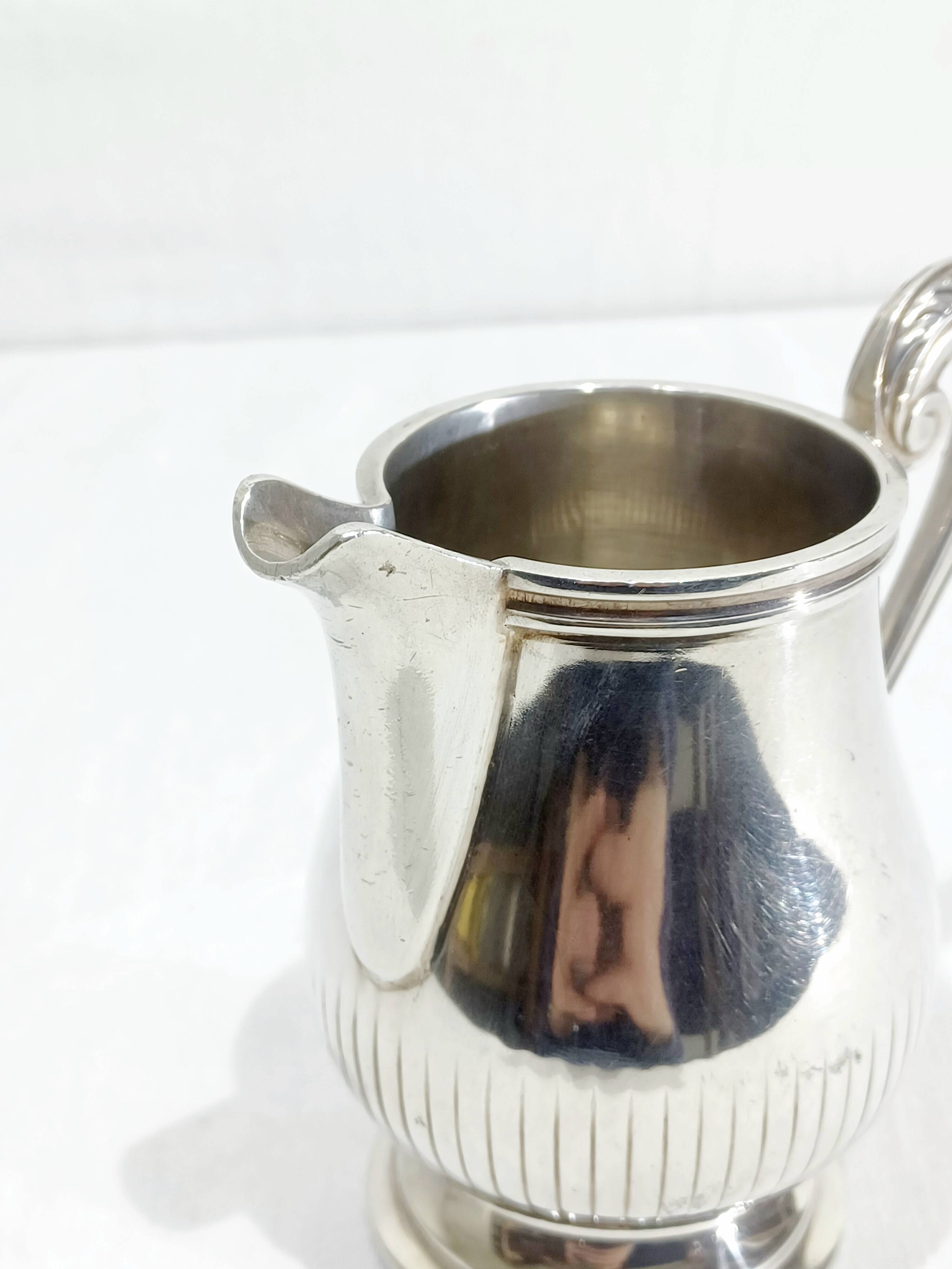 Christofle - pot à lait métal argenté
