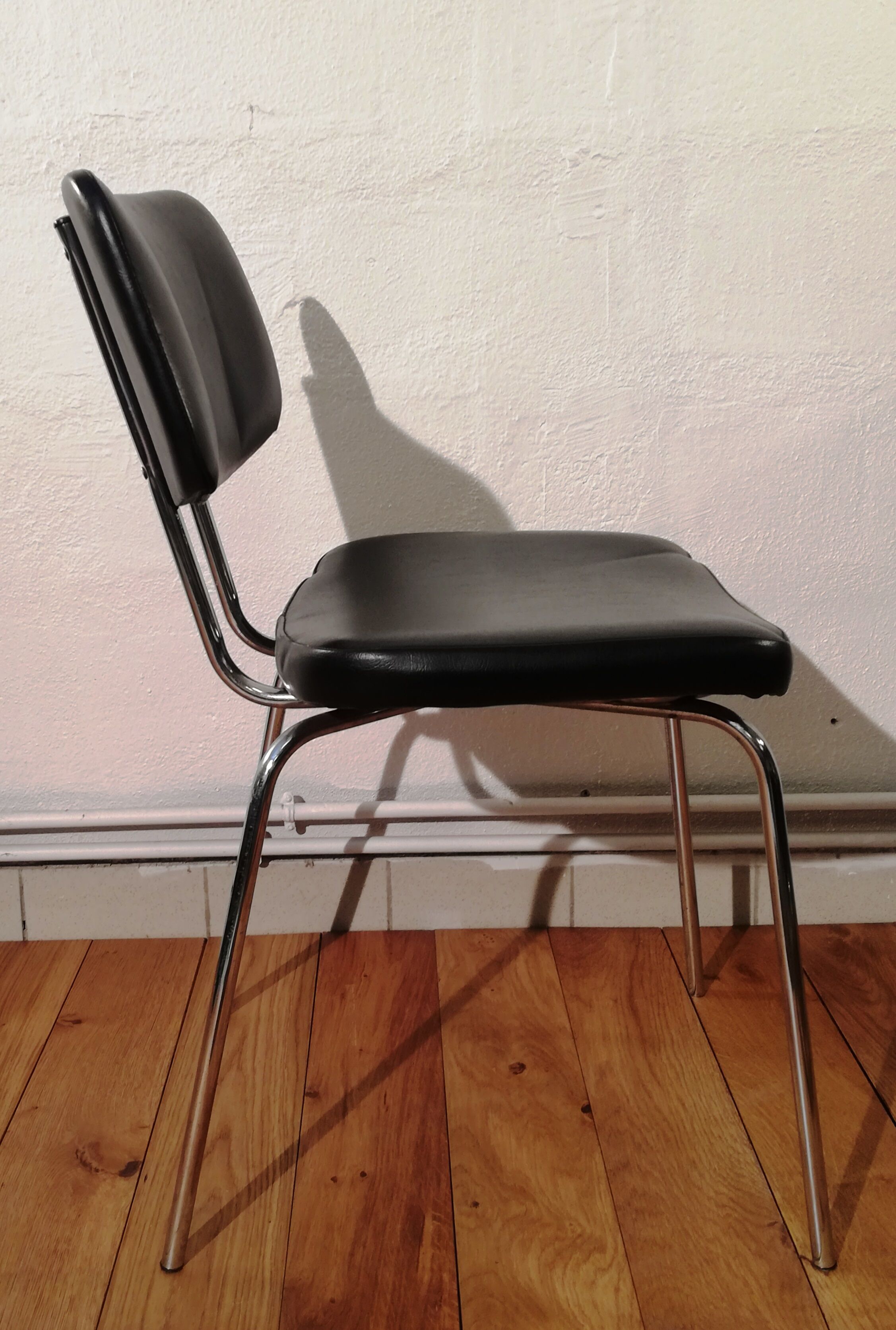 Vintage leather chair