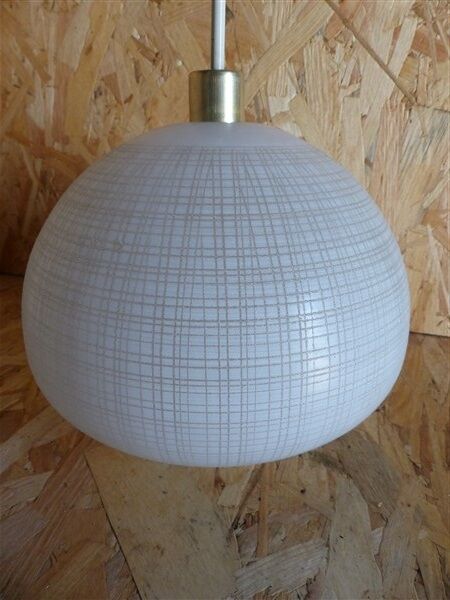 White suspension 60s -70s