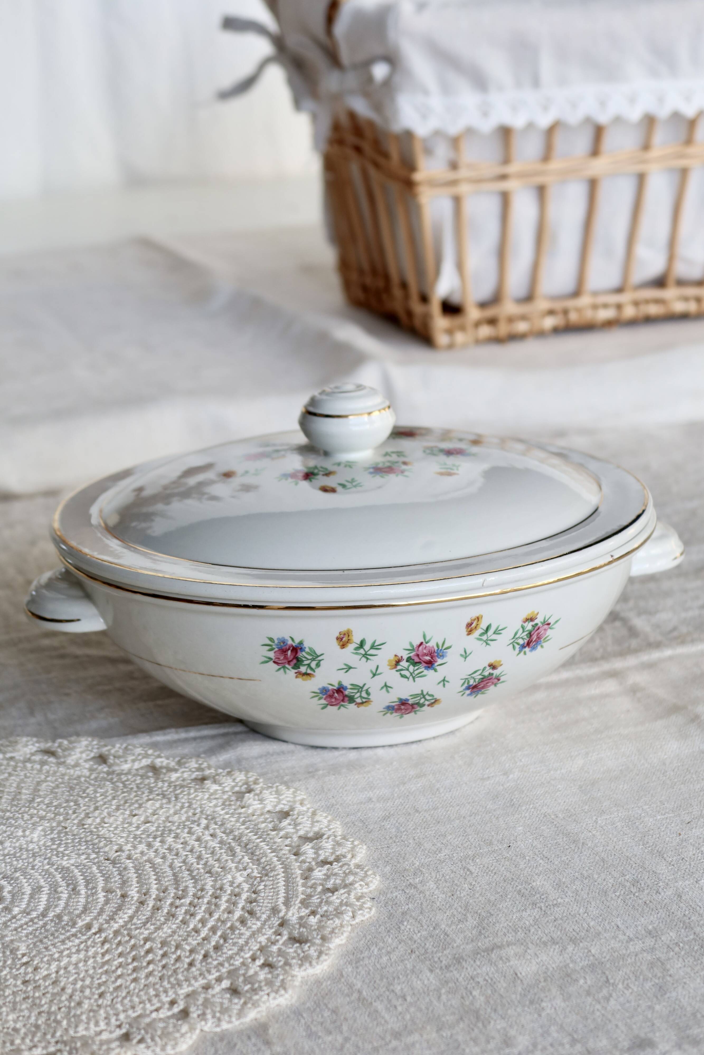 Vintage earthenware soup tureen Lunéville - Model Christine - Floral decoration