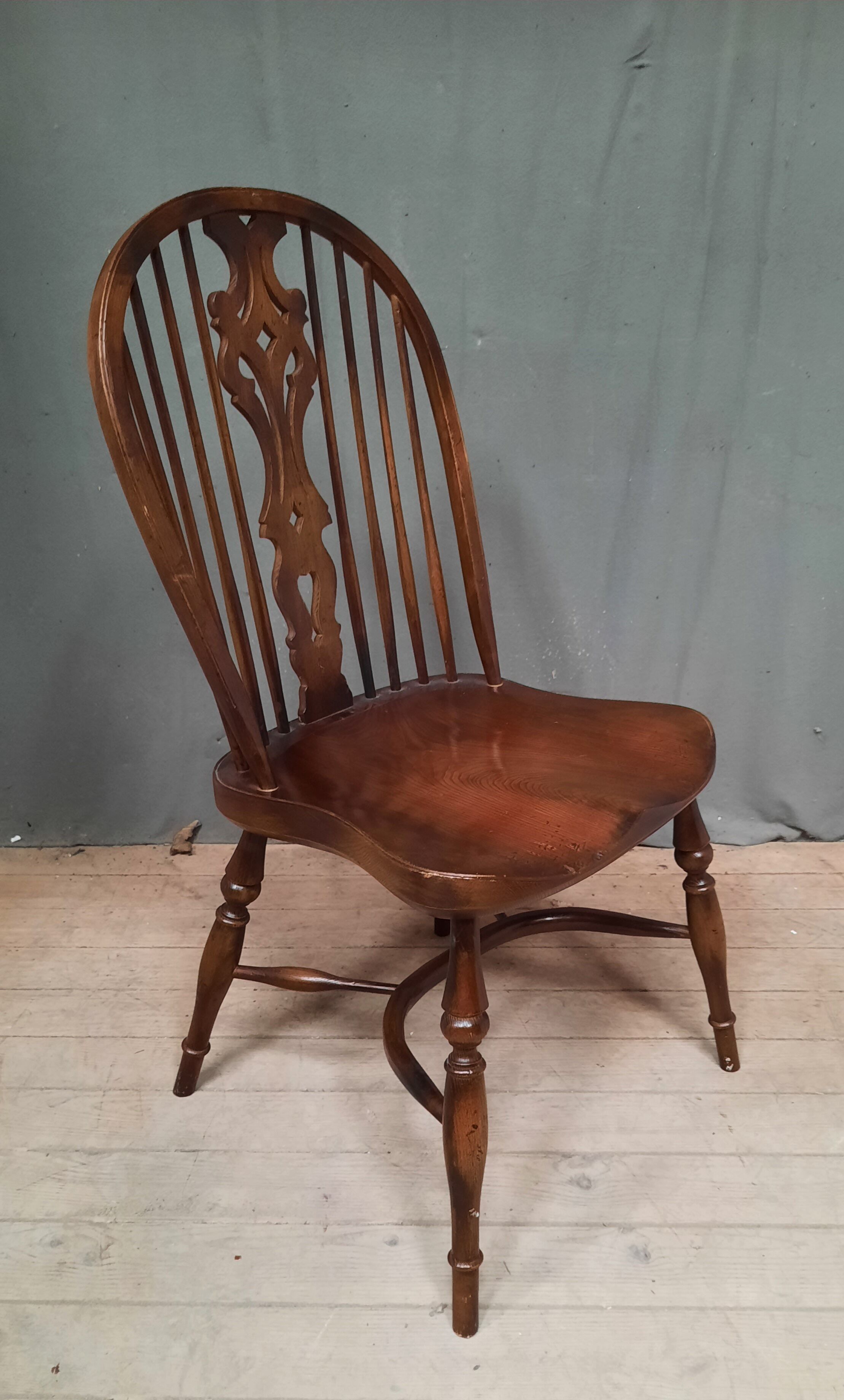 Series of 6 American chairs