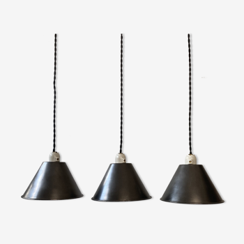 Lot 3 old conical suspensions in industrial steel