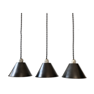 Lot 3 old conical suspensions in industrial steel