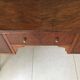 Bureau 1950 pieds galbés
