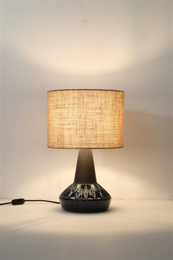 XL Søholm / Einar Johansen “1058” table lamp / Ceramic / Mid-century / Danish modern design / 1960s / 1970s