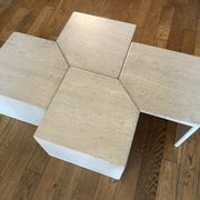 Table basse modulable en travertin 4 éléments