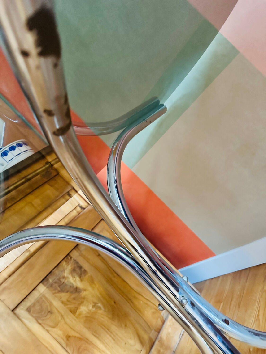 Vintage Mid-Century round table