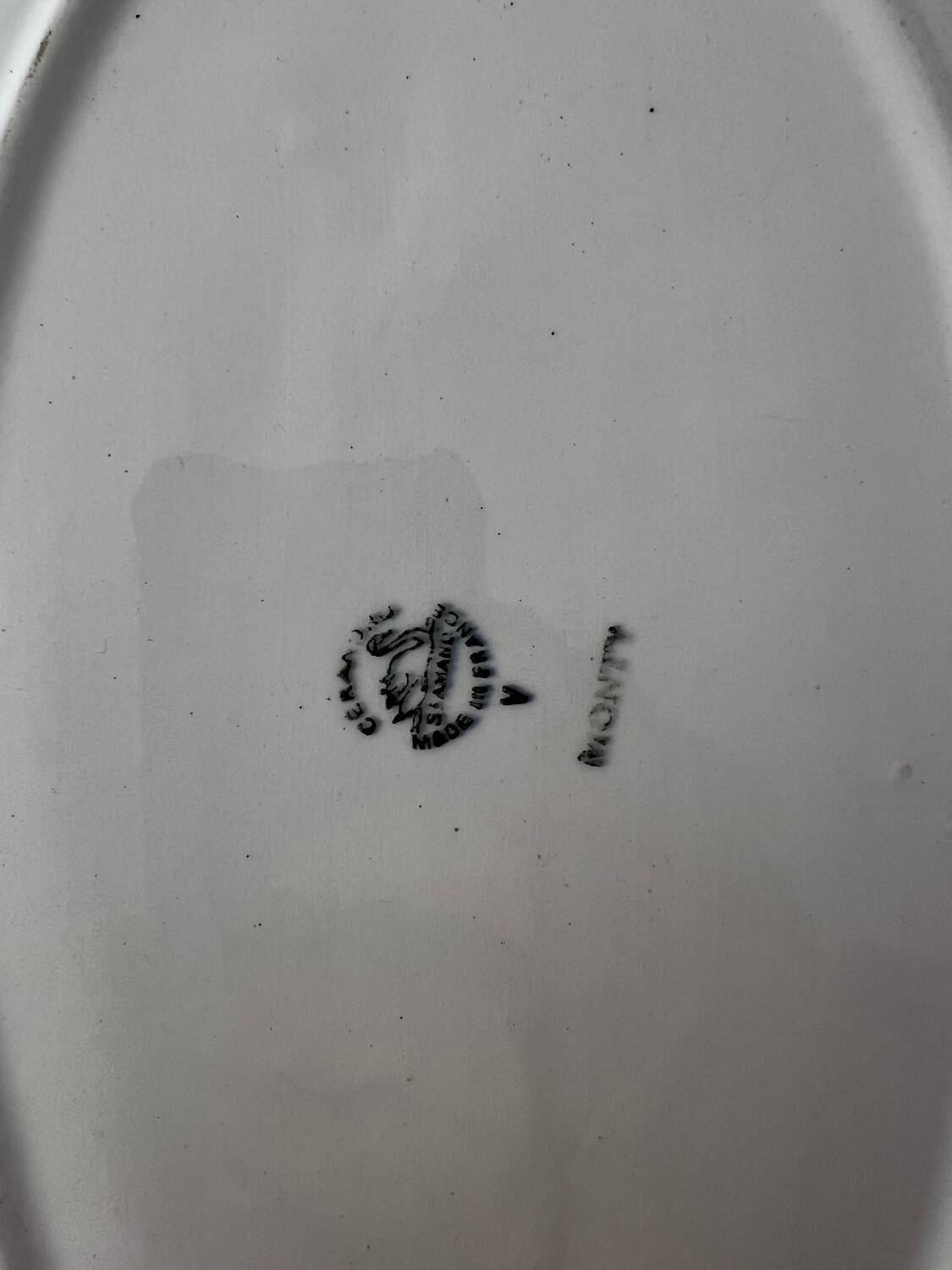 St Armand Monty Presentation Dish