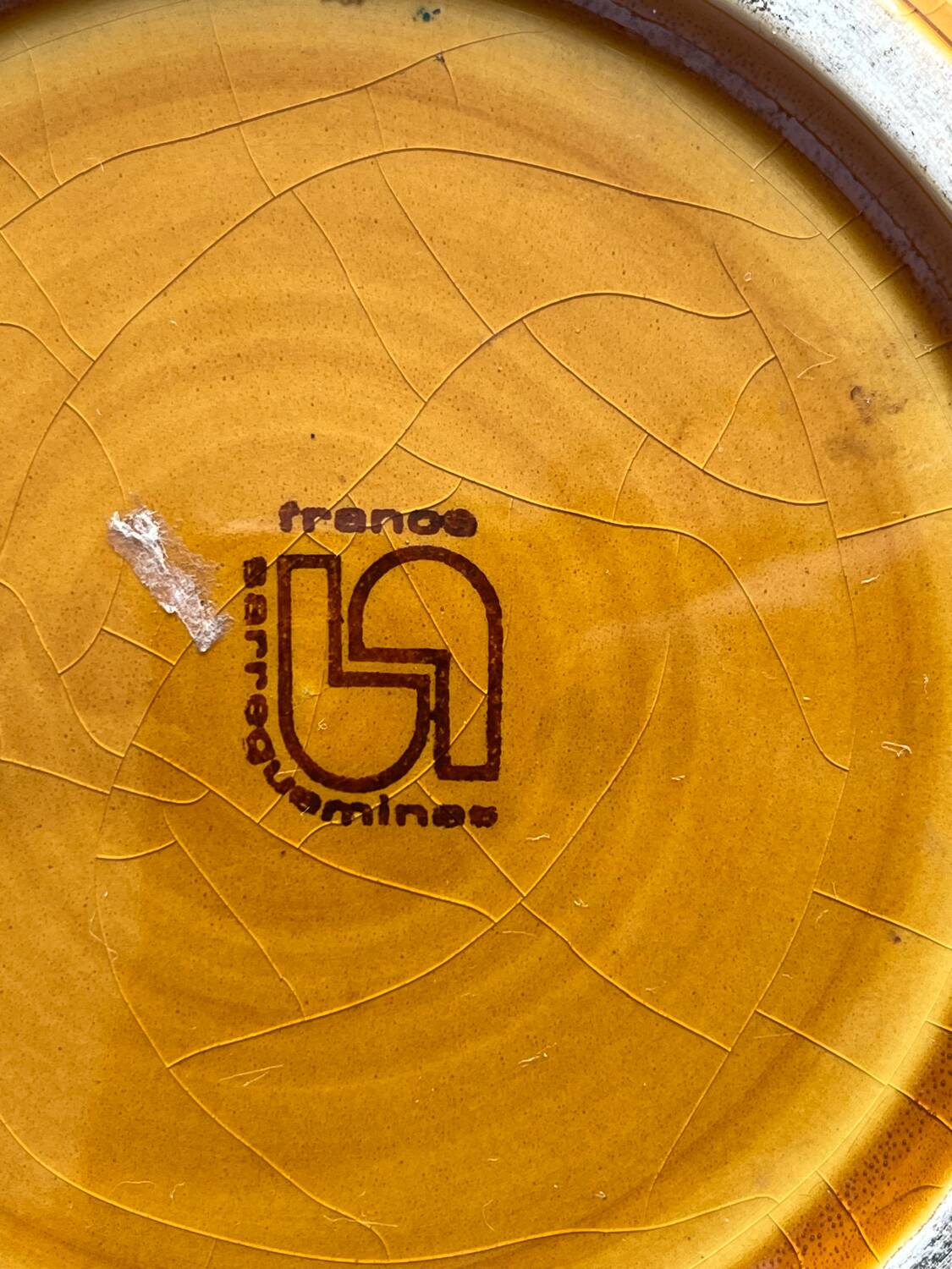 Coupe à fruits en barbotine de Sarreguemines