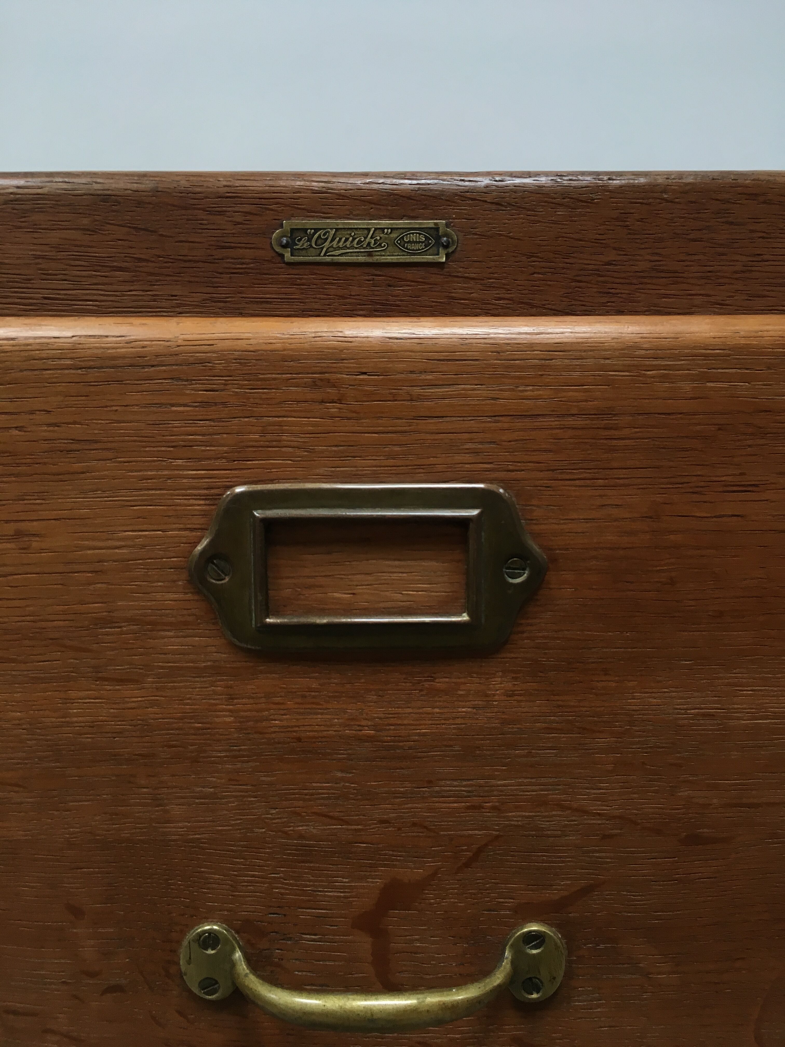 Cabinet with drawers