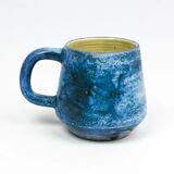 Mug Jacques Blin – Faïence émaillée bleue décor incisé animaux fantastiques