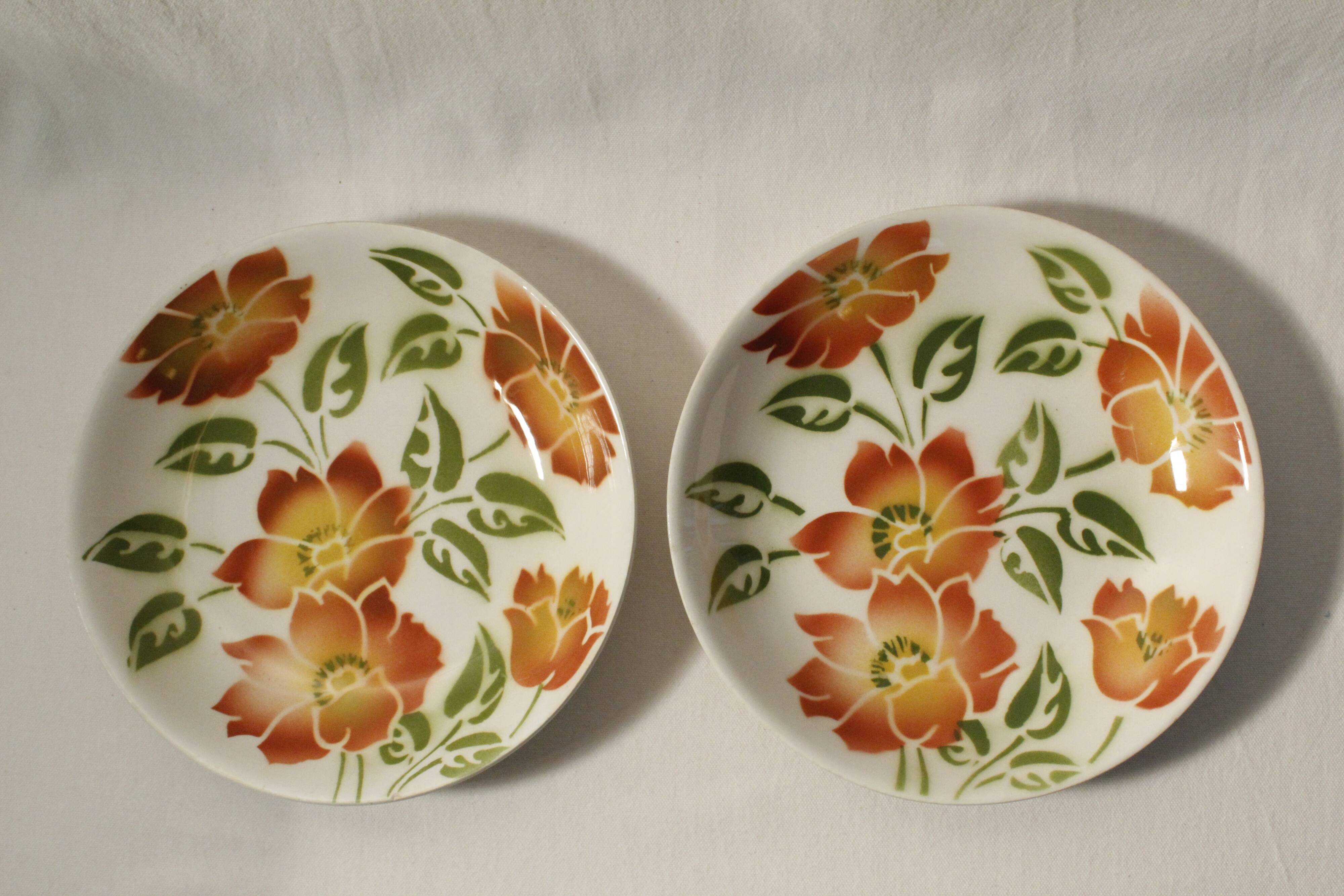Set of 2 hollow plates Moulin des Loups - Ontario model - orange flowers