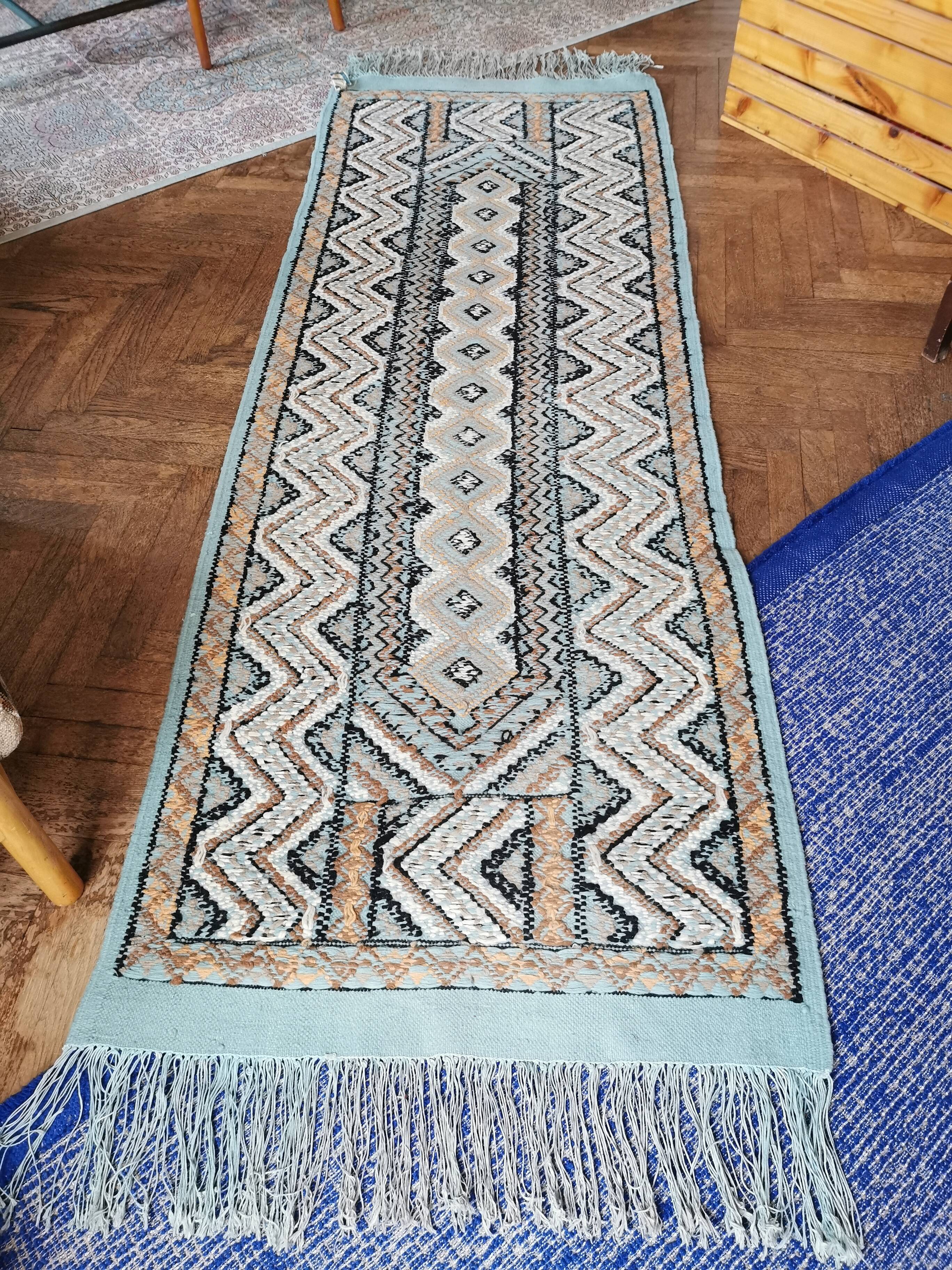 Kilim wool rug 243 x 0,81