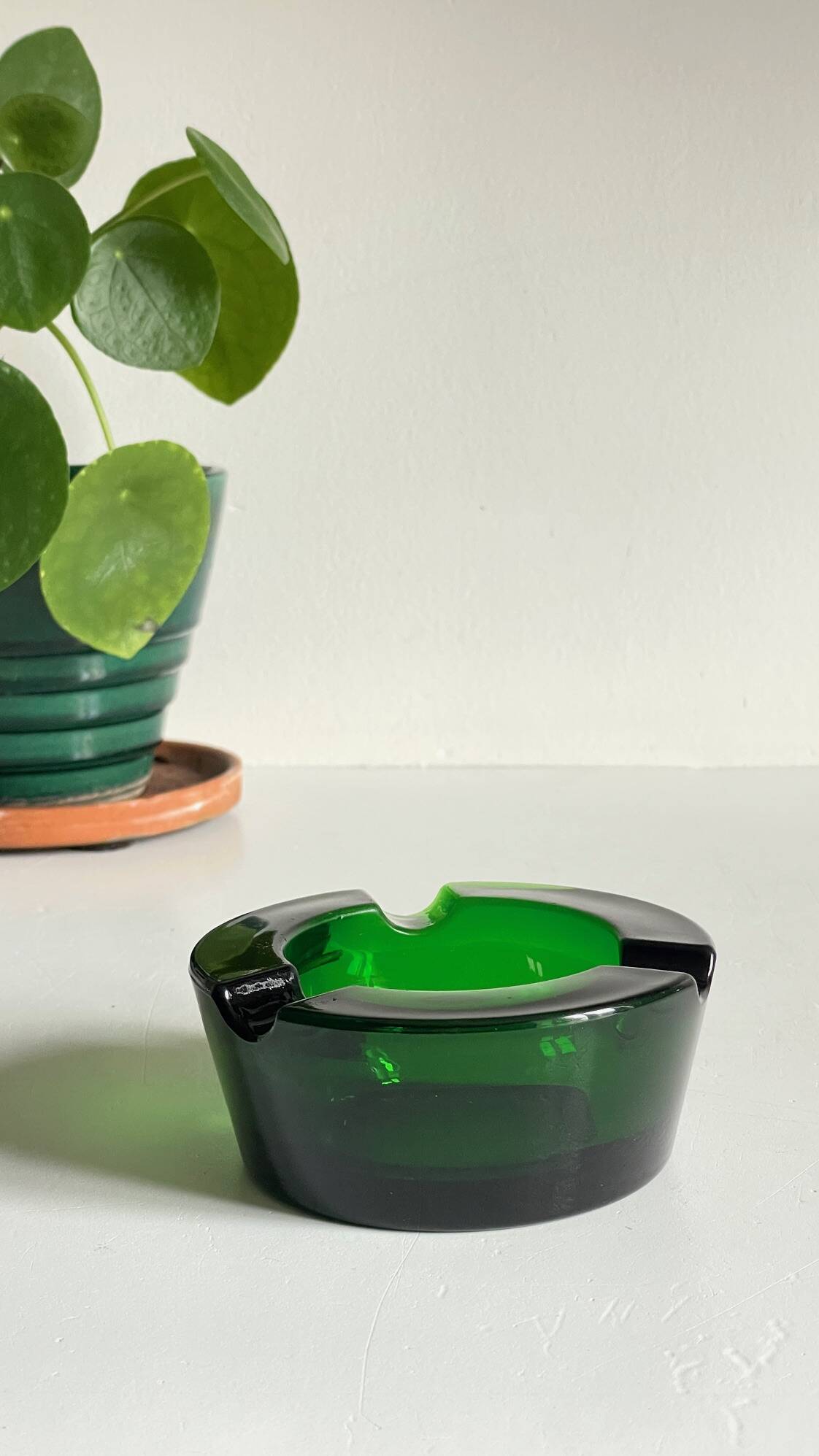 ASH TRAY Green Glass Vintage