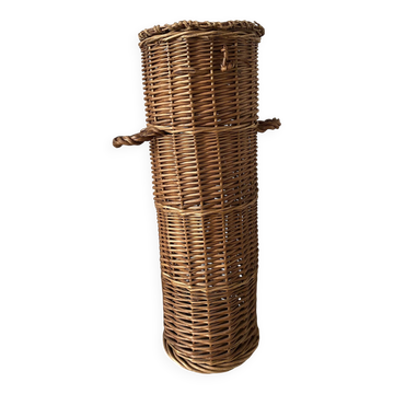 Panier en osier tressé , porte cannes vintage