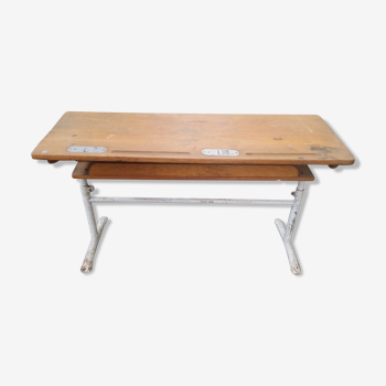 School table foot adjustable