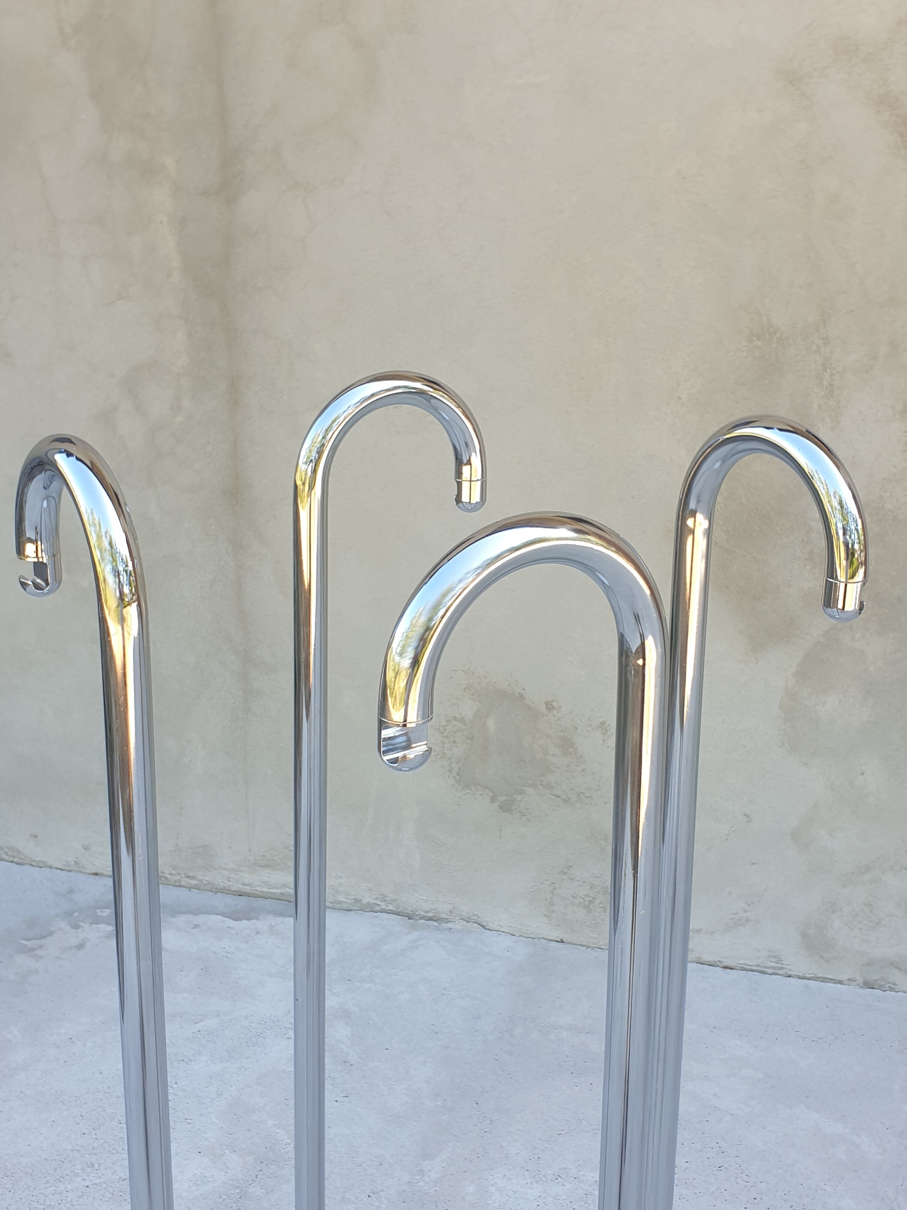 Clothes stand by Gianfranco Frattini for Bernini, 1963