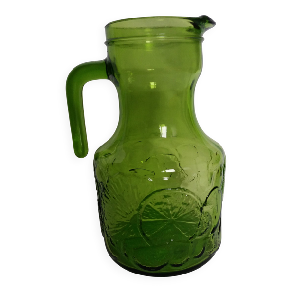 Pichet en verre vert, Italie