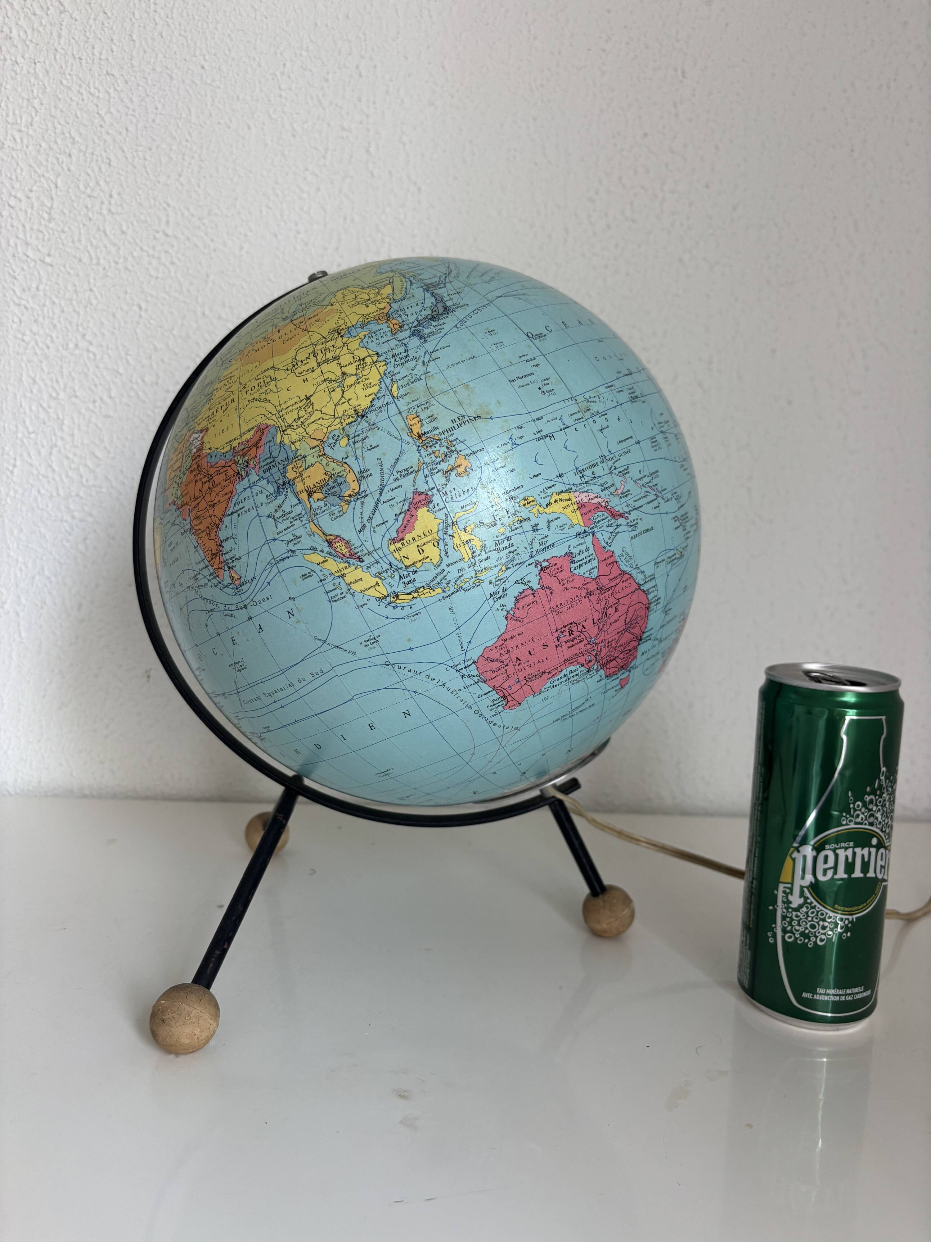 Vintage globe 1962 terrestrial world map glass tripod Taride - 32 cm