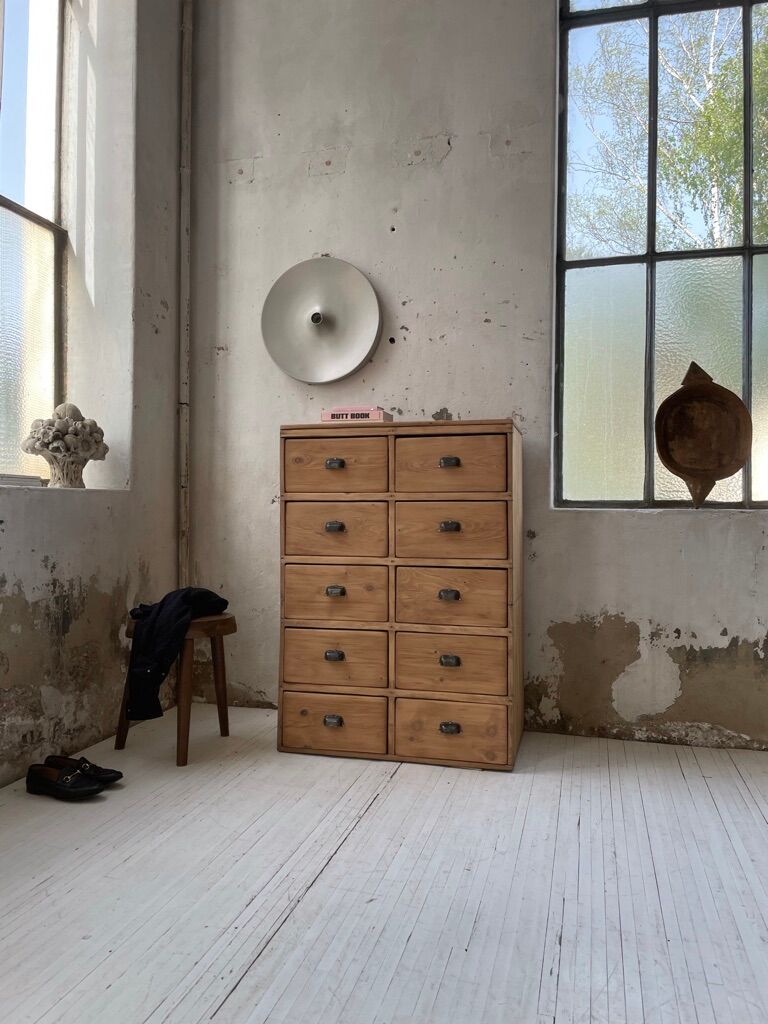 Craft furniture with drawers shell handles