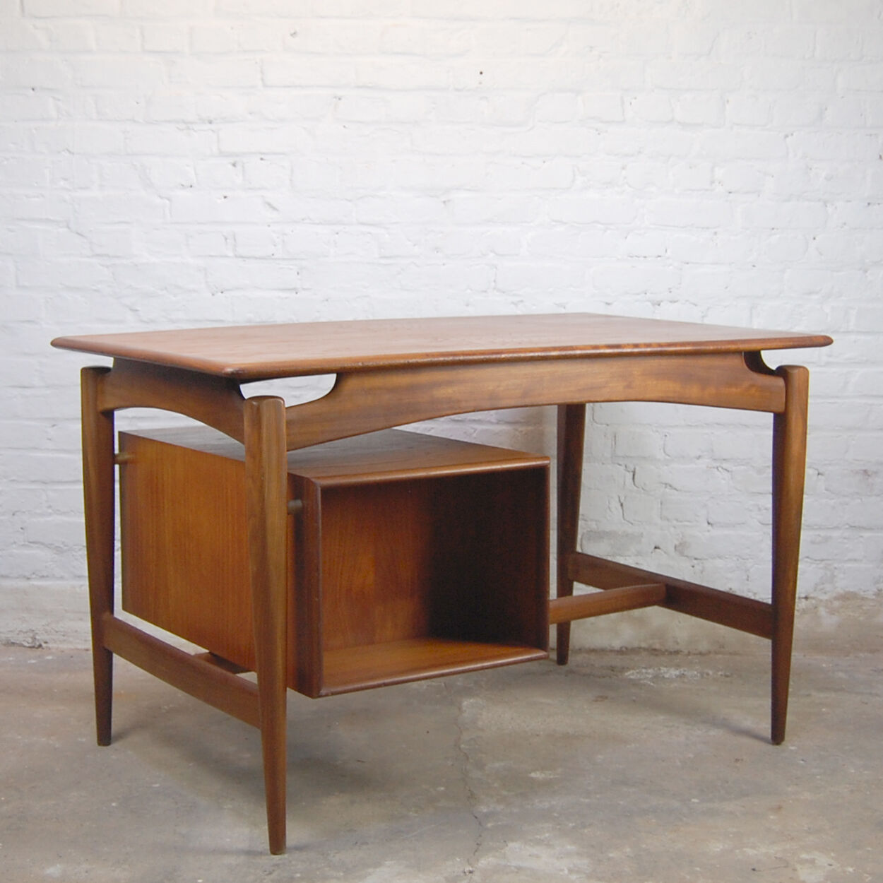 Scandinavian vintage office by P.J. Neirinck - Belgium