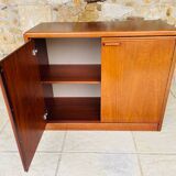 Low buffet, vintage teak storage unit by Hulsta, circa 1970s.