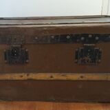 Old trunk wooden