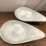 Two cups of the 1950s