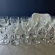 12 verres à vin Lalique modèle Tuileries