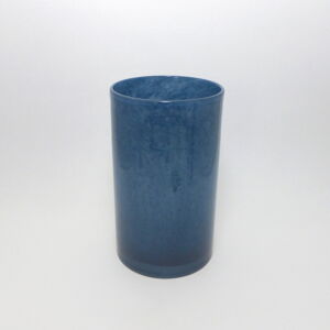Vase rouleau en verre double couche bleu 1980