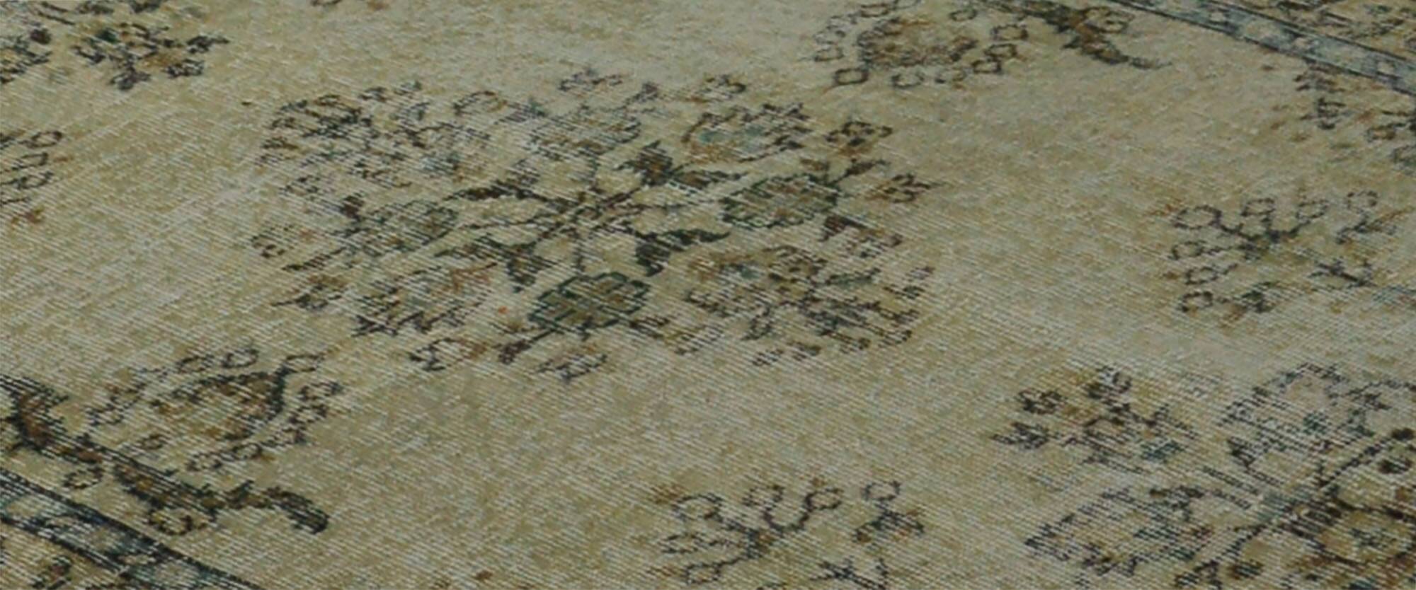 ONE-OF-A-KIND TURKISH HANDWOVEN VINTAGE RUG - RUSTIC VINTAGE CHARM 203X 111