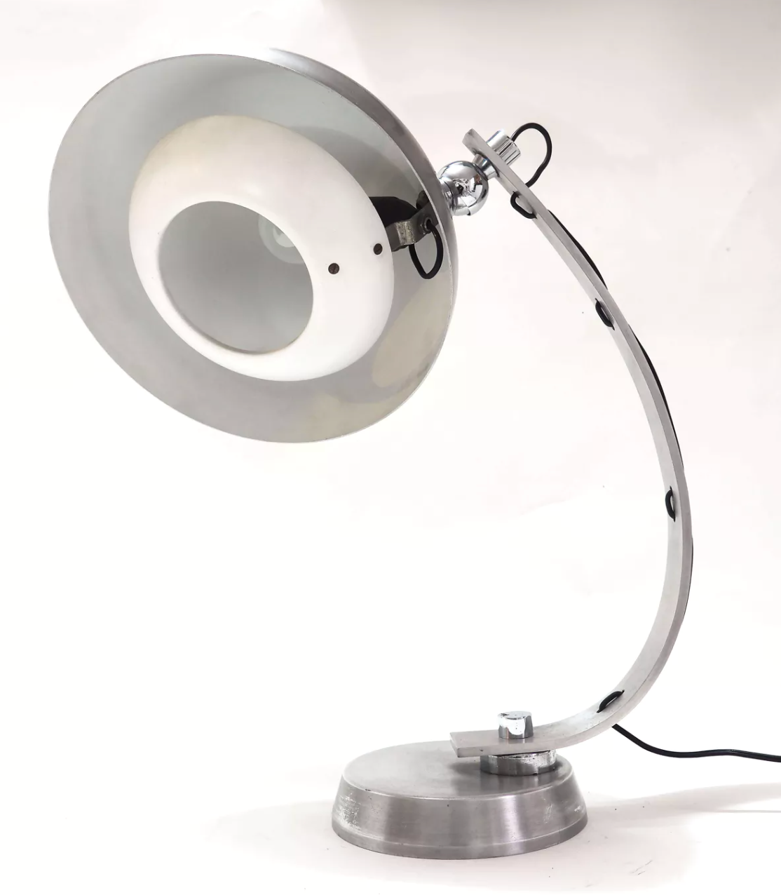 Desk lamp