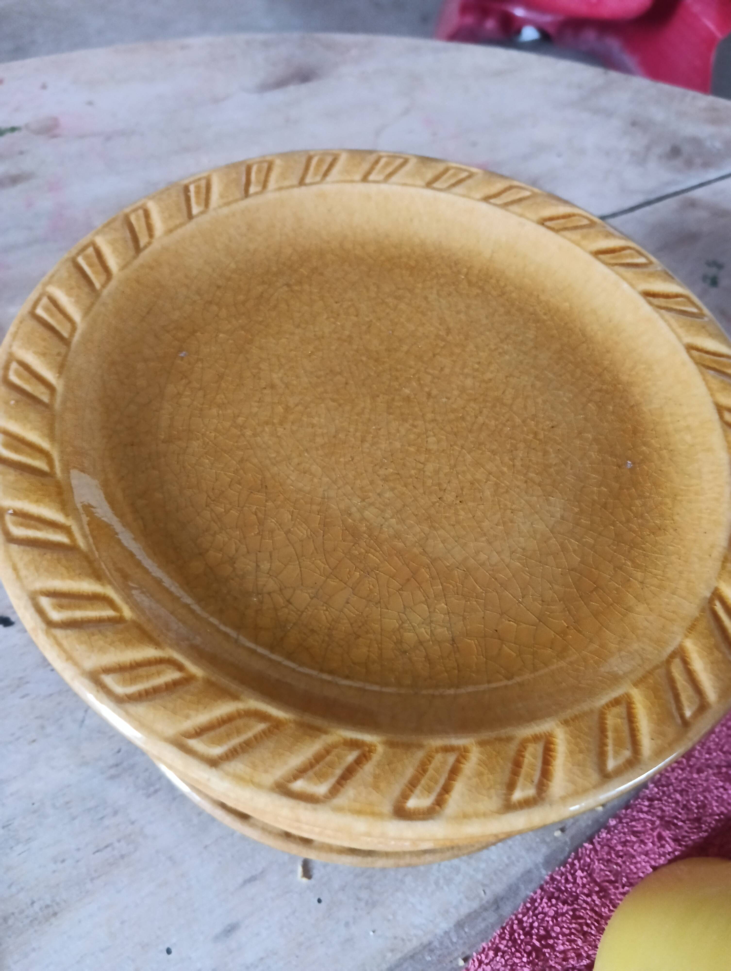 Maison Pichon Uzès rare set of 12 dessert plates