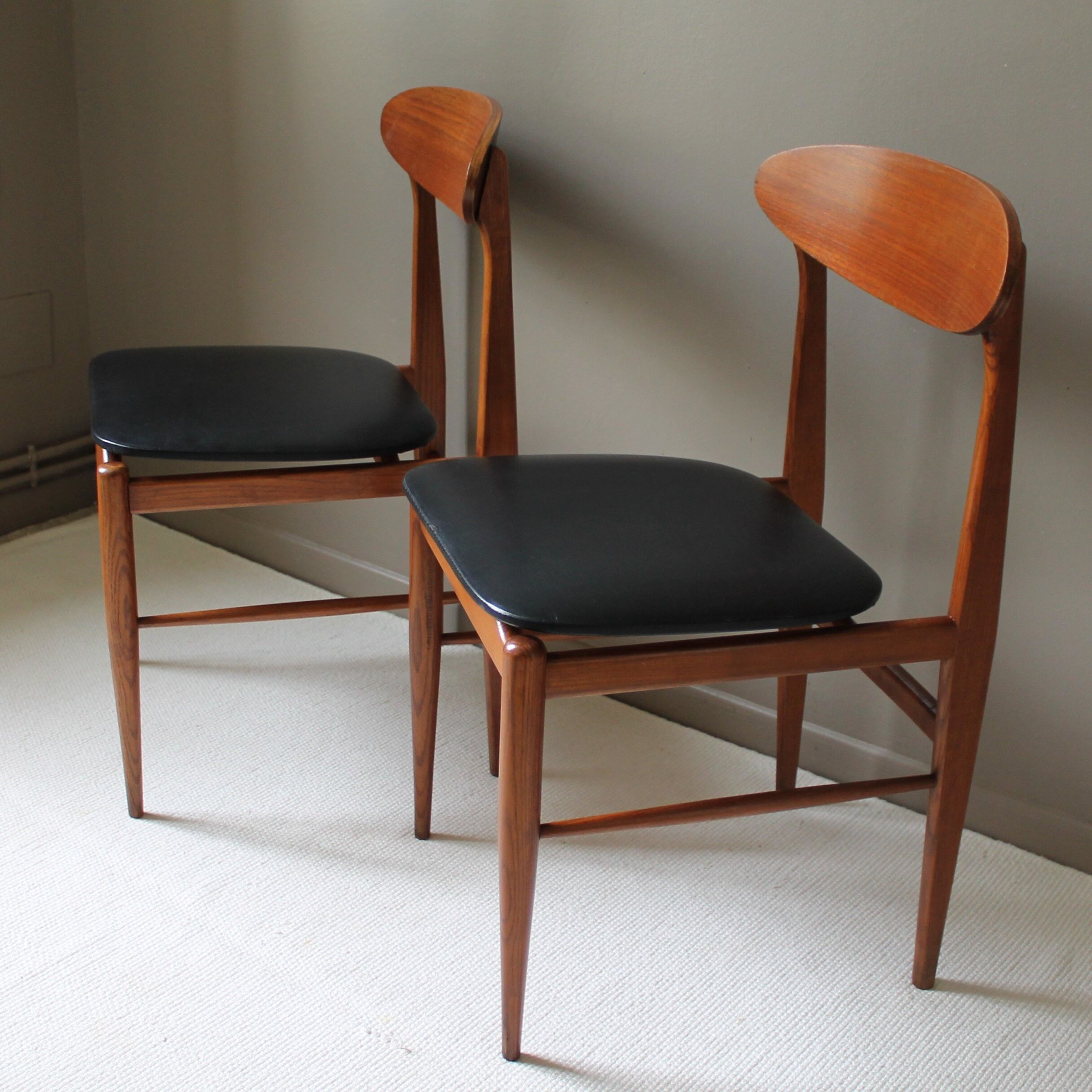 Lot de 2 chaises de style scandinave