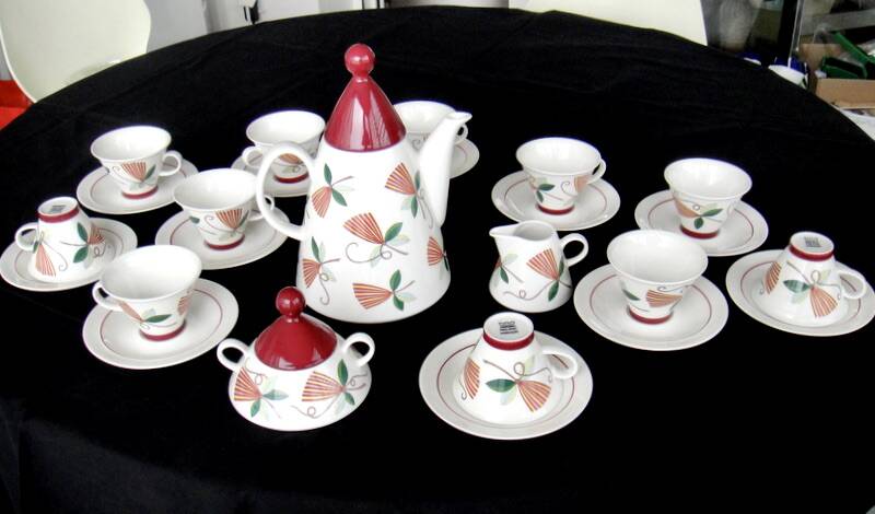 Vintage coffee service ARABIA of FINLAND 25 pieces