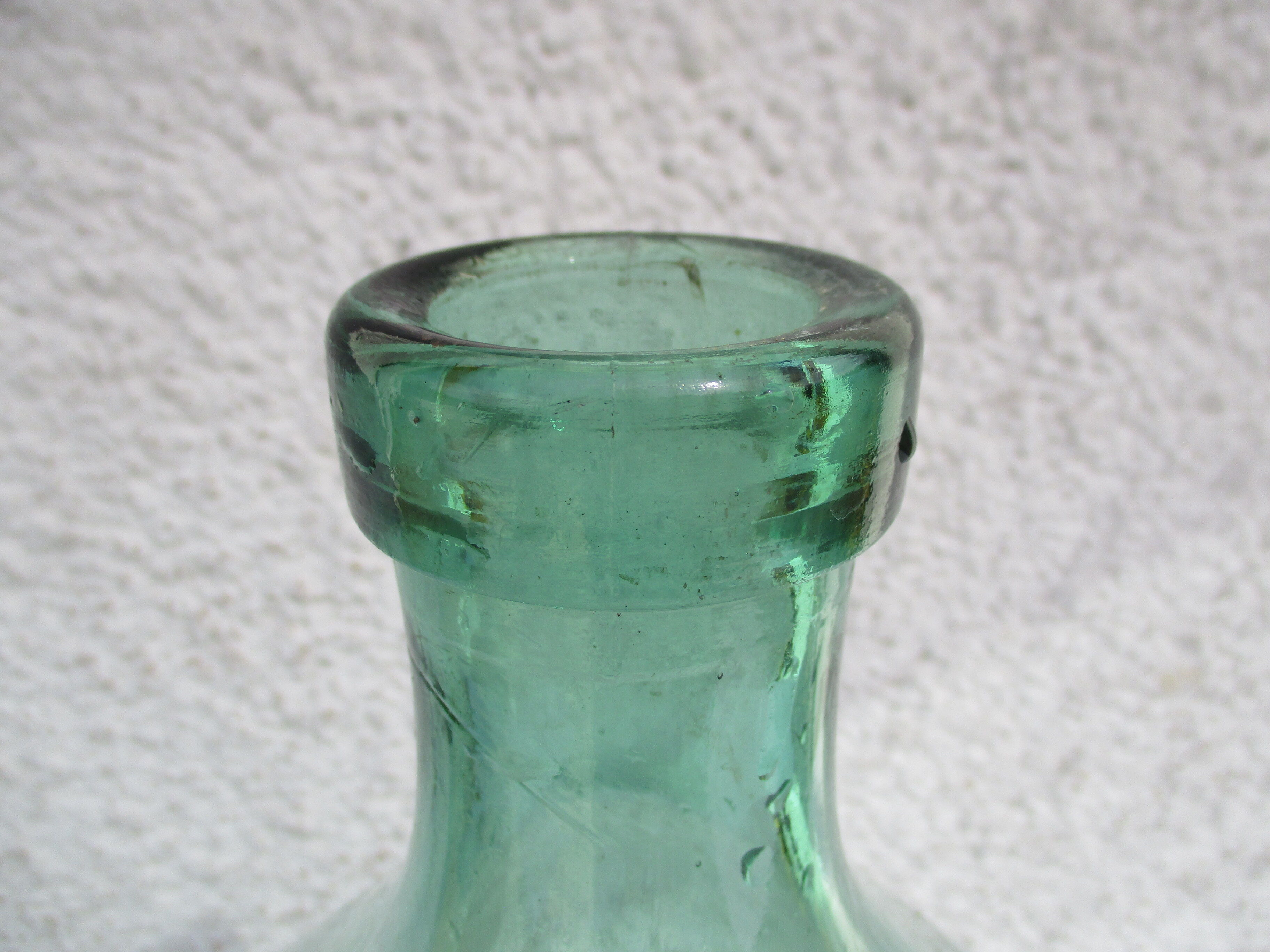 Canister dame-jeanne vdd glass molded green color 15 1/2 liters