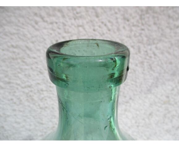 Bonbonne dame-jeanne vdd verre moulé couleur vert 15 1/2 litres