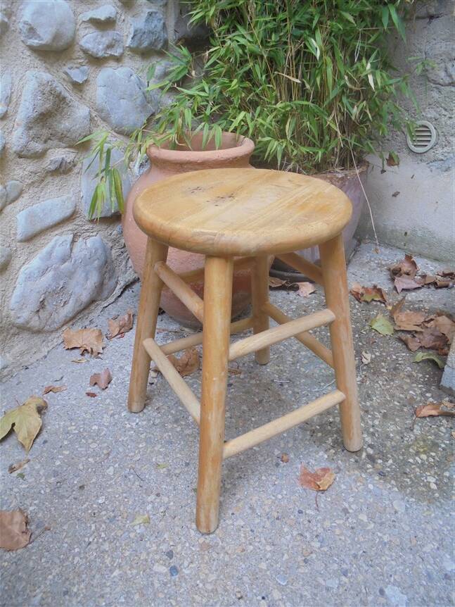 Tabouret en bois