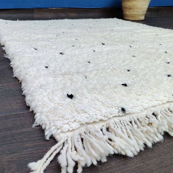 Tapis Berbère Beni Ouarain à Pois Noirs