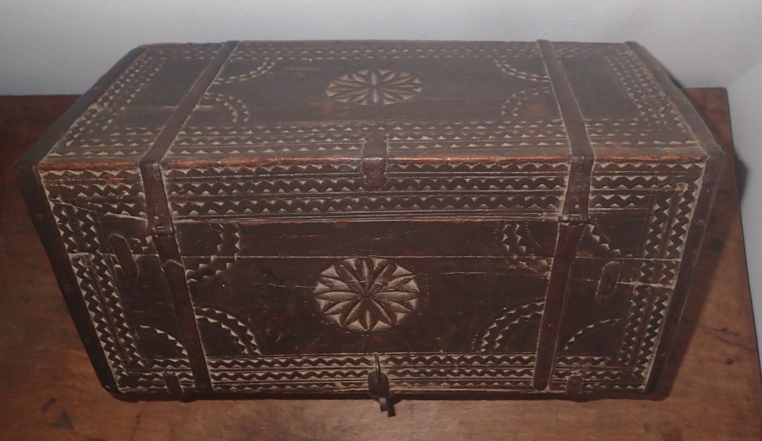 INDIAN WEDDING CHEST XIXth