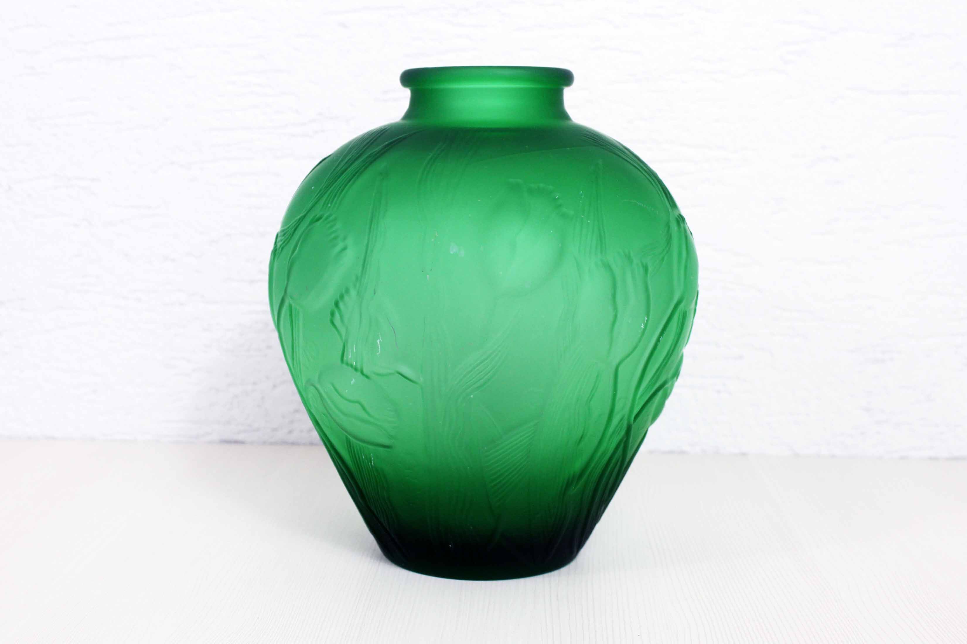 Pressed vase molded 20/30 Art Nouveau