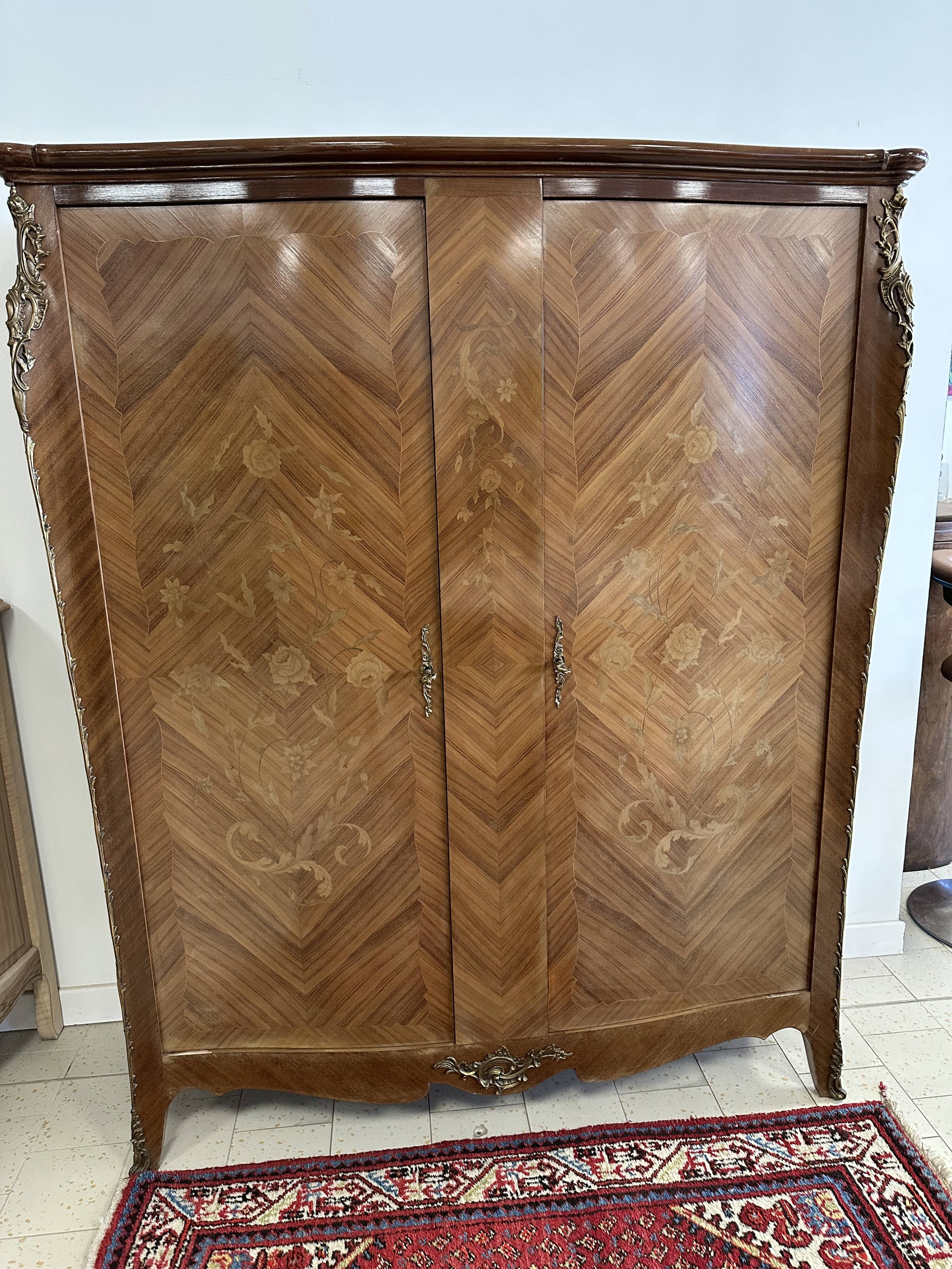 Louis XV style two-door wardrobe in rosewood.