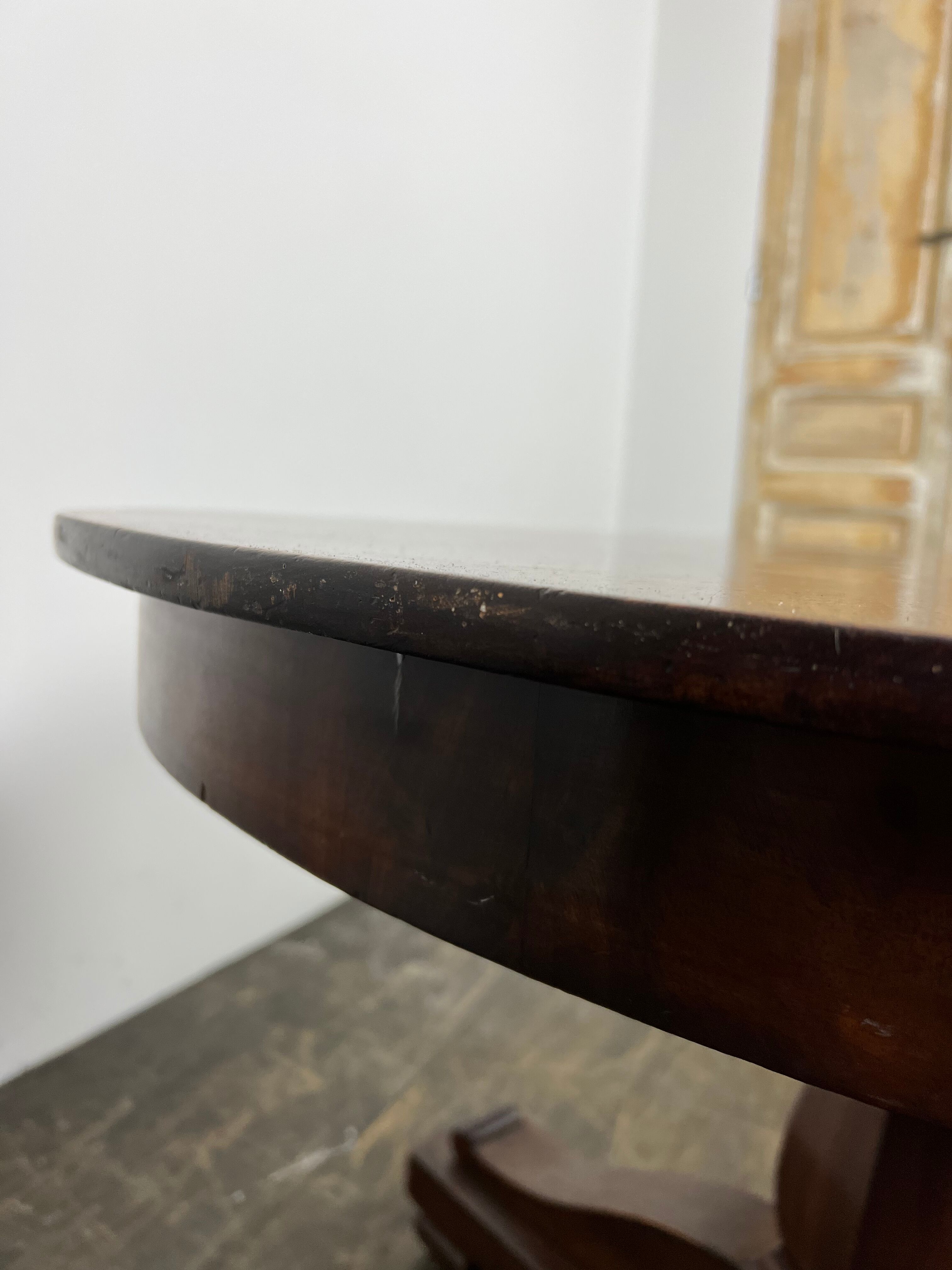 Mahogany center table Biedemeier