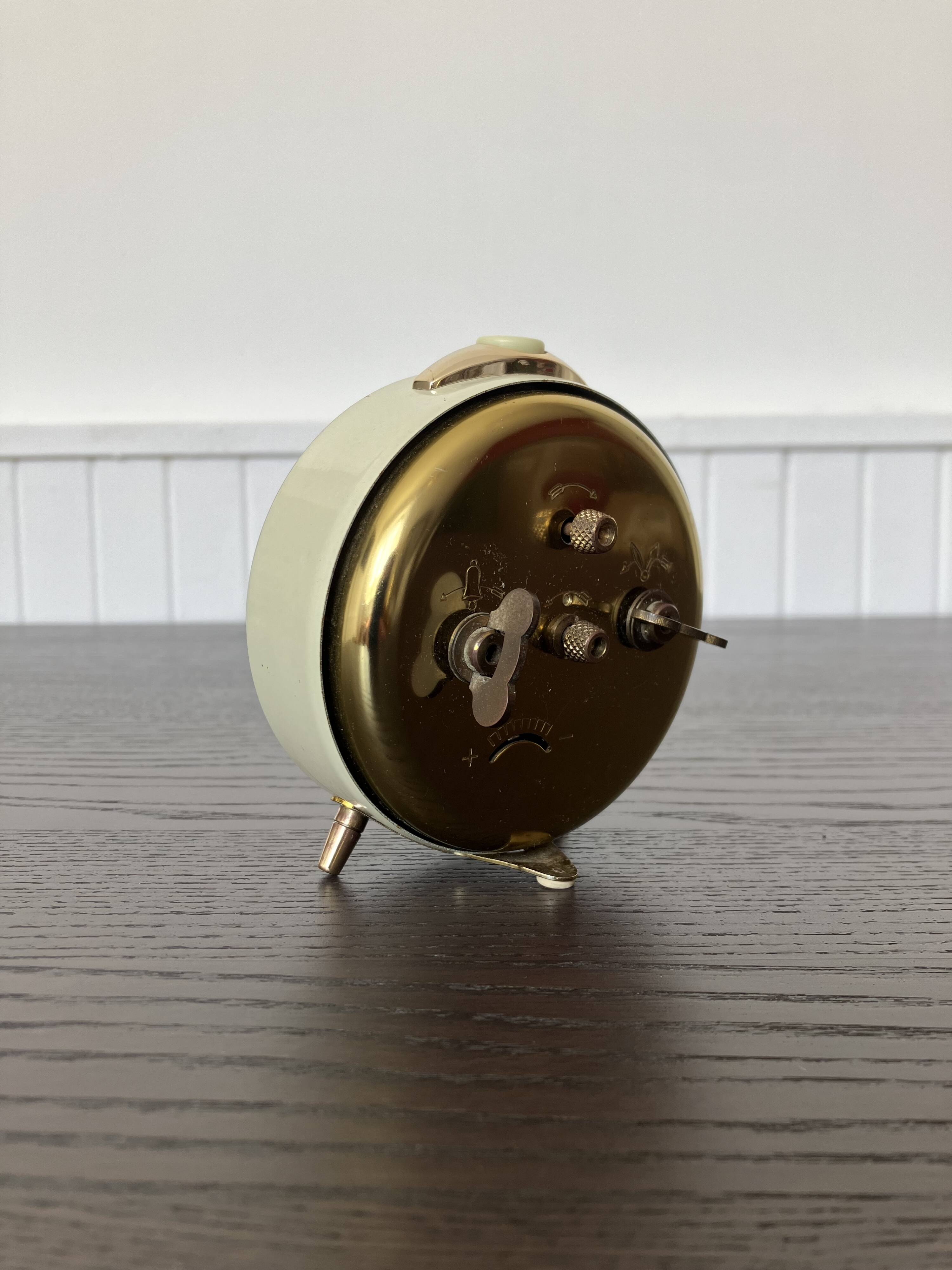 Cream and gold Jaz Crescendo alarm clock