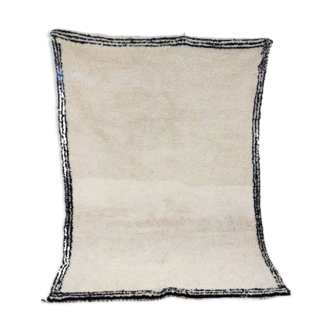 Moroccan berbere carpet 232x164cm