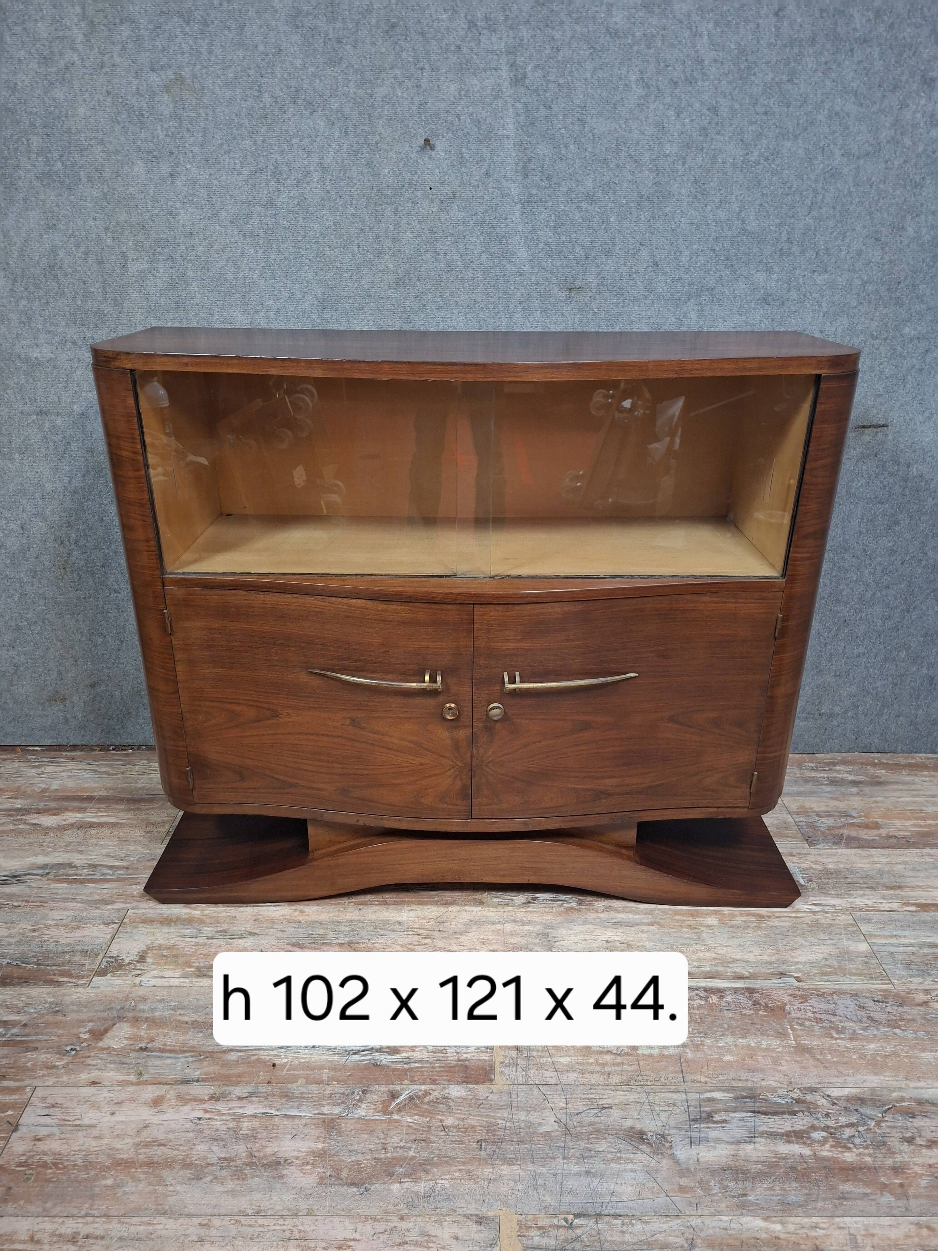Buffet / Vitrine Art Déco en placage de noyer – Vers 1930