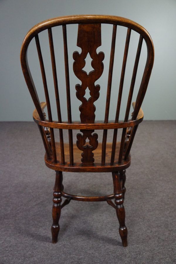 Antique English Windsor chair, high backrest, 18th century