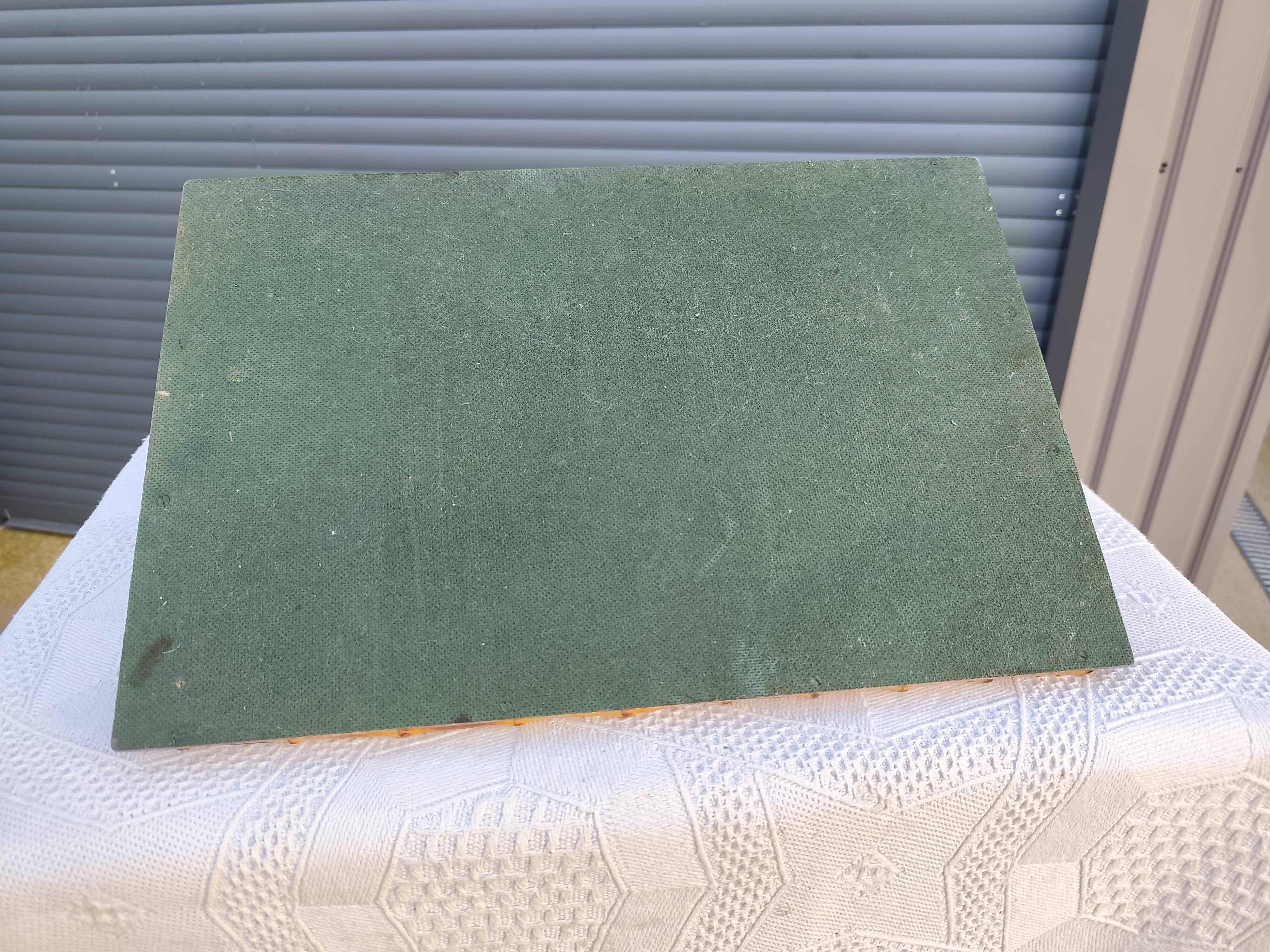 Plateau vintage en "bambou et marqueterie"