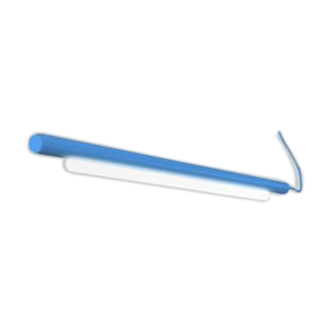 Suspension linéaire pipeline 125 led par caine heintzman d’andlight