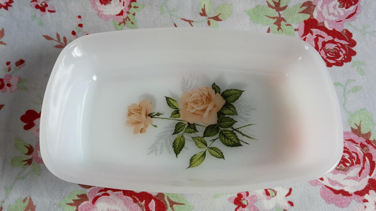 Arcopal antique pickle dish with pink motif in white glass